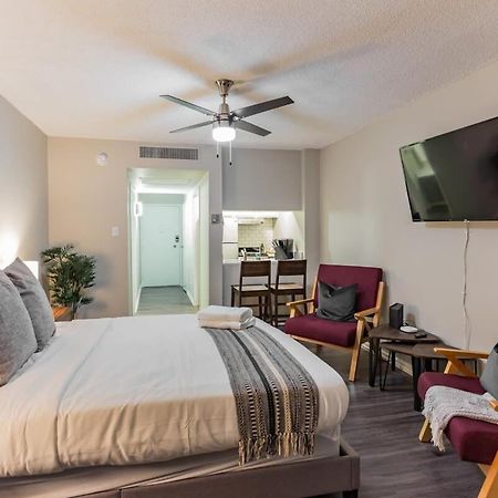 Cozy Memphis Apartment In Downtown High-Rise Exterior photo