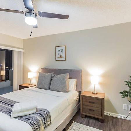 Cozy Memphis Apartment In Downtown High-Rise Exterior photo