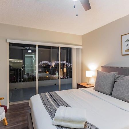 Cozy Memphis Apartment In Downtown High-Rise Exterior photo