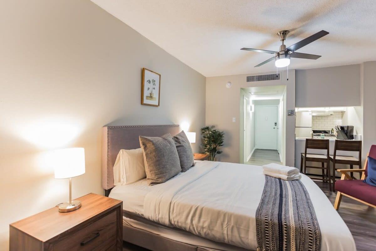 Cozy Memphis Apartment In Downtown High-Rise Exterior photo